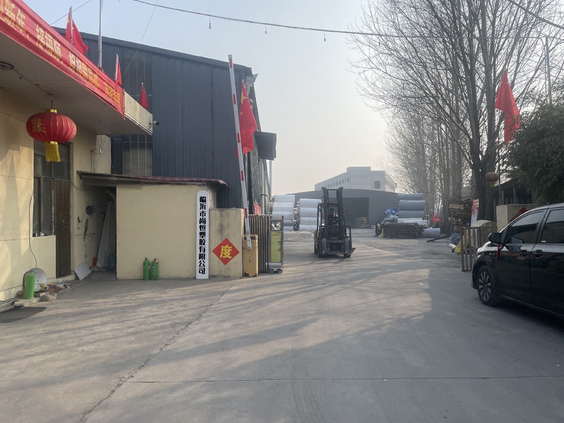 篷布專家——臨沂市尚恒塑膠有限公司，為您提供高品質(zhì)篷布解決方案